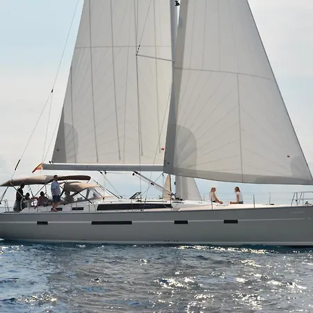 Botel Bavaria 56 / Velero
